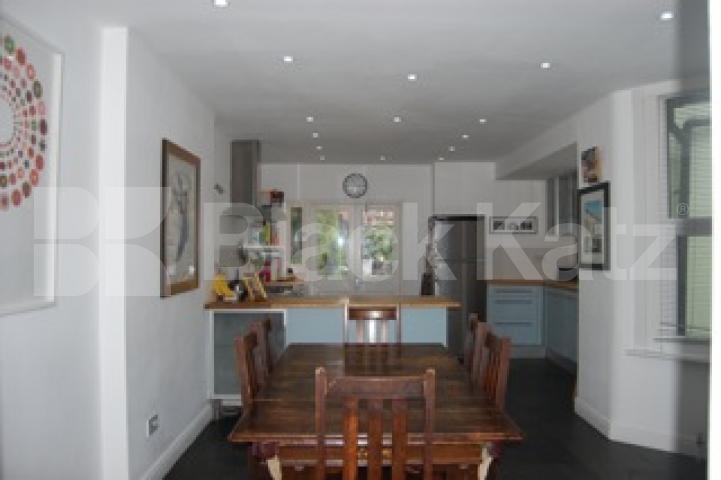 			NEW INSTRUCTION!, 4 Bedroom, 1 bath, 1 reception House			 Hewitt Road, HARINGEY LADDER